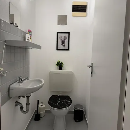 Ferien Und Monteurwohnung Mit Garage Im Gaeu *