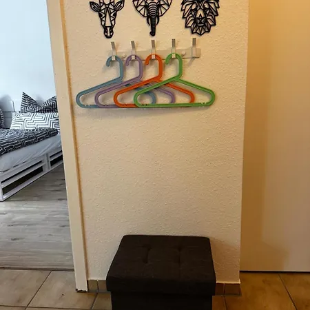 Ferien Und Monteurwohnung Mit Garage Im Gaeu *